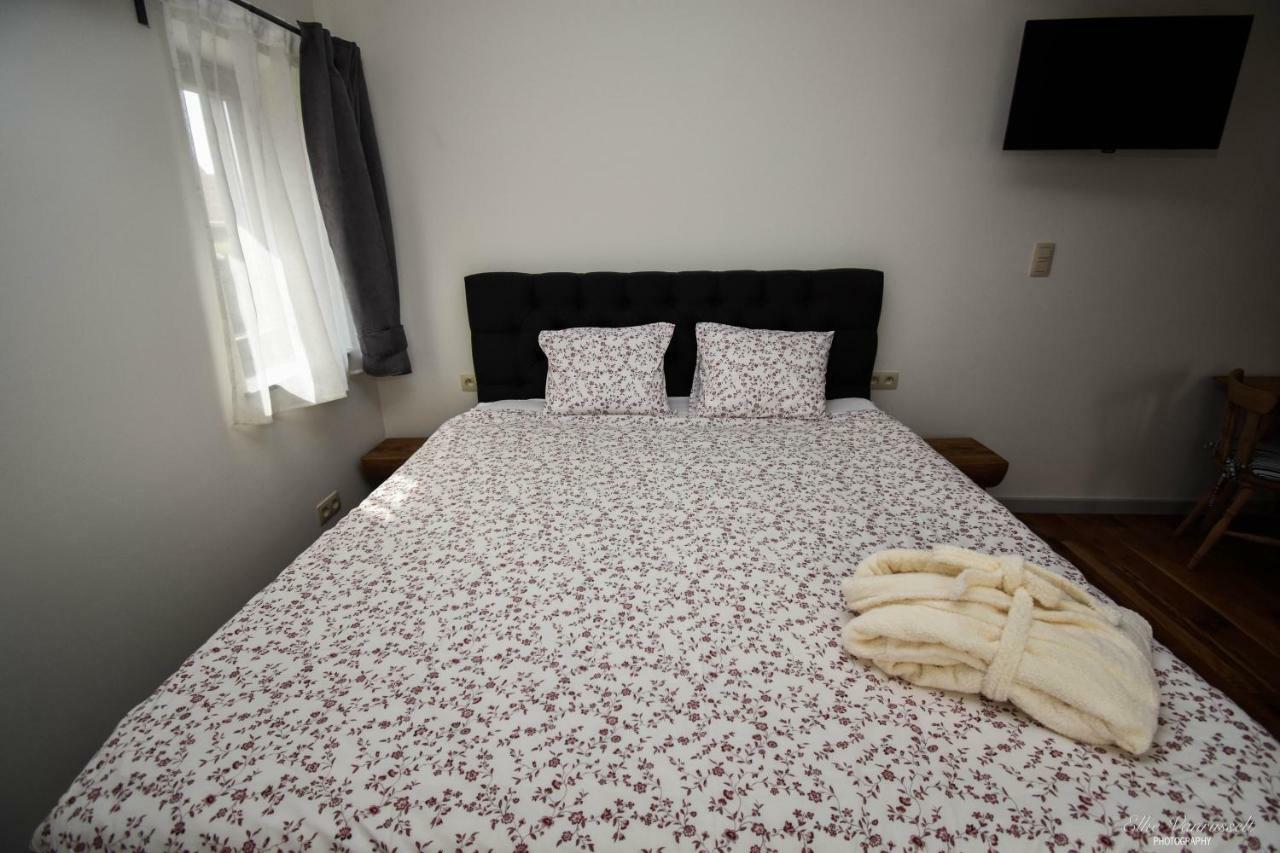 B&B De Bloesem Hoeselt 外观 照片